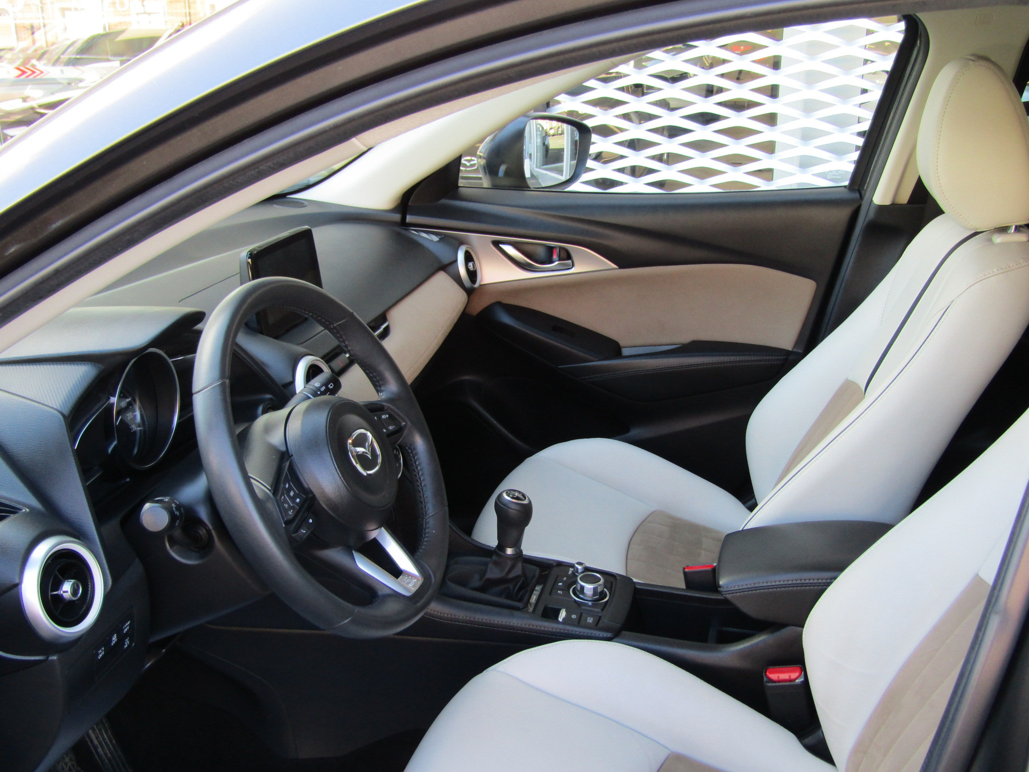 mazda - Visuel 2